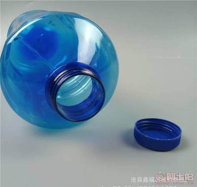 鑫福源Pet玻璃水瓶 1.7L透明玻璃水瓶的實用性與創新設計